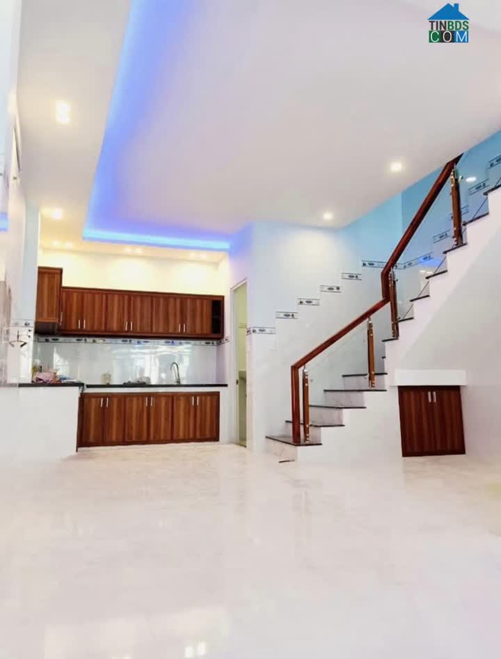 Ảnh Chủ Gấp Bán-Hẻm Ô Tô Tránh-Quốc Lộ 1a-2tầng Nhà Đẹp 70M2 Chỉ 3.99tỷ Mua Nhanh 0