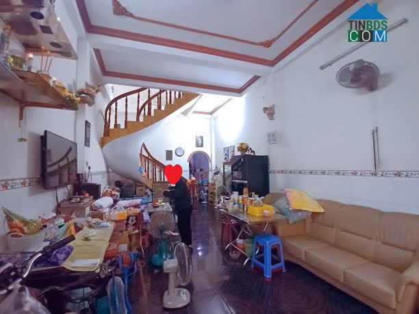 Ảnh Xe hơi vô nhà. Hẻm KD CMT8, P5, Tân Bình, 61m2, 3 tầng, giá rẻ nhất khu vực 0