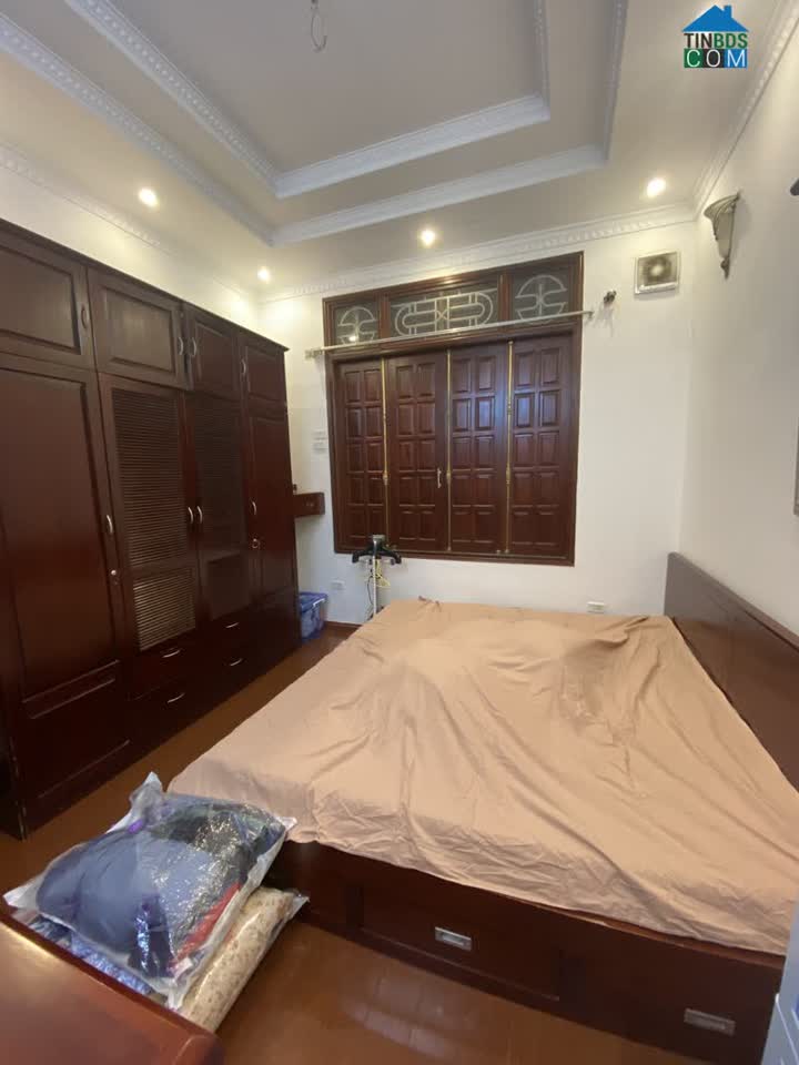 Ảnh Bán nhà Lạc Long Quân, Cầu Giấy 90m2 lô góc 5 tầng giá nhỉnh 10 tỷ 0