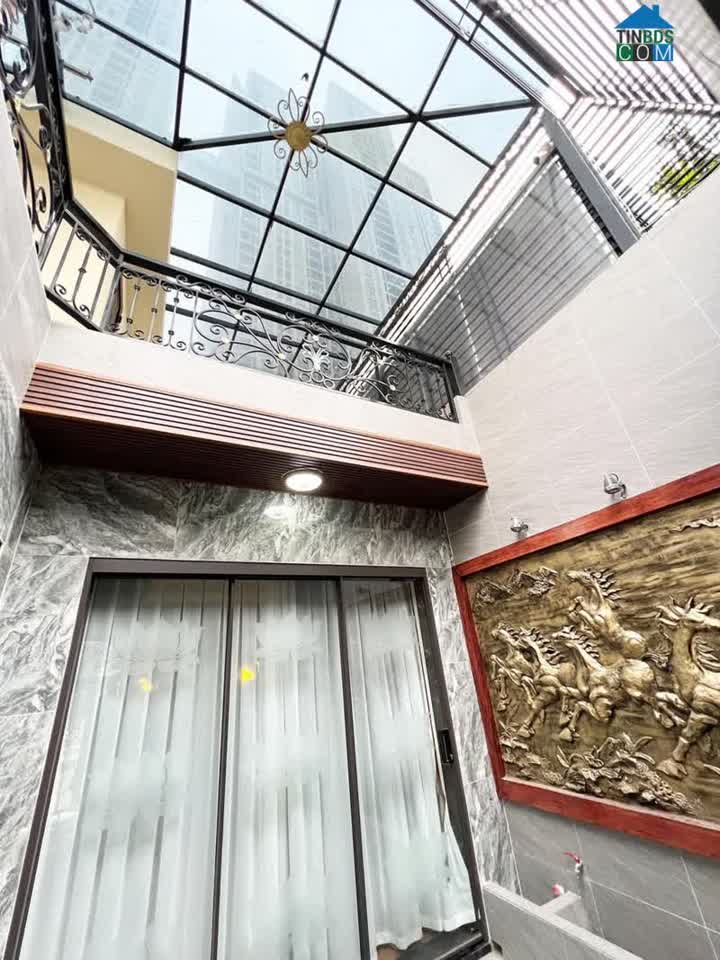 Ảnh Chính chủ bán gấp nhà Xã Đàn- đầu Ô Chợ Dừa-70mx 8 tầng- mt 12m- 2 thoáng- thang máy 0