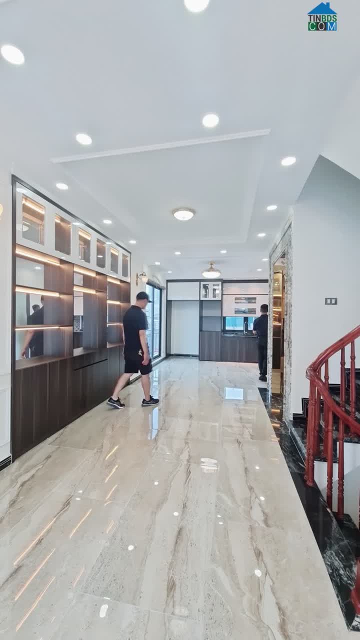 Ảnh Bán nhà Doãn kế Thiện - Cầu Giấy, Vị Trí Đắc địa ngõ Ô Tô tải đỗ ,Thang máy Hiện đại 55m2 MT:4,8m 0