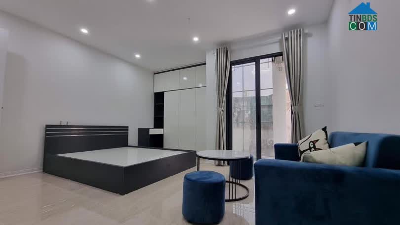 Ảnh Bán tòa nhà căn hộ Đường Láng 121m2,8 tầng, dòng tiền 180tr/tháng 0944523668 0