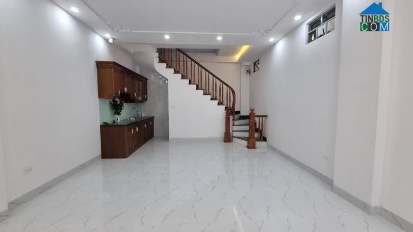 Ảnh Bán nhà Trung Kính 5T 35m2 gần phố ngõ rộng giá rẻ 0