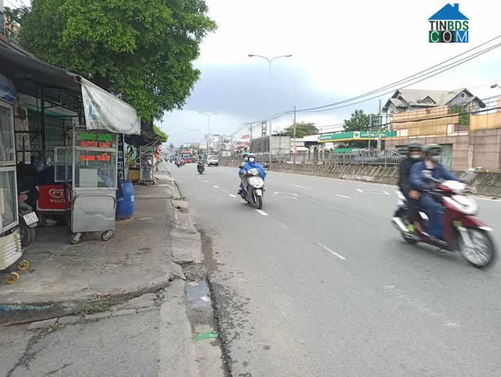 Ảnh Gấp Bán Nhà C4 Hiệp Bình Chánh Thủ Đức 250M2 (8,2x32)Dòng Tiền 30 Triệu Chỉ 14tỷ. 0