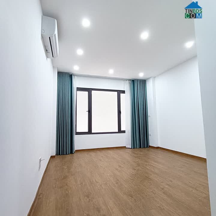 Ảnh HOT!Hơn 10m ra ô tô, ngõ thông, 2 thoáng ở luôn, bán nhà Thái Hà 0