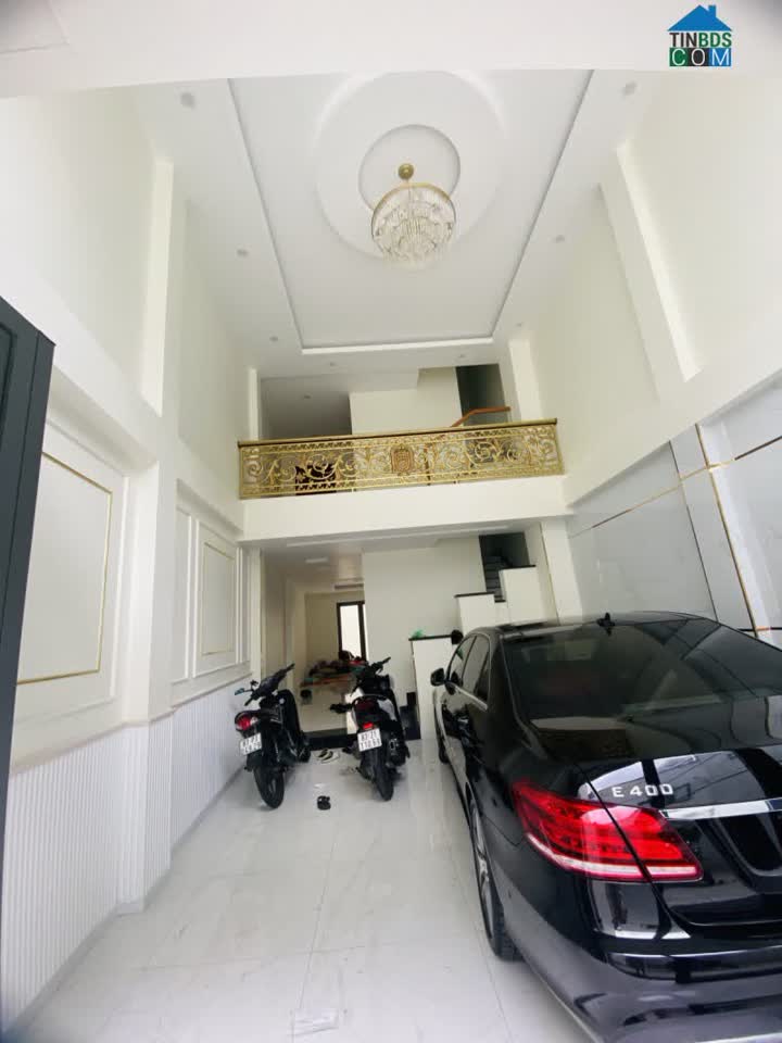 Ảnh Nhà 95m2, 4 tầng 4.5m x 18m ngay vòng xoay Âu Có với Lê Đại Hành giá nhỉnh 12 tỷ 0