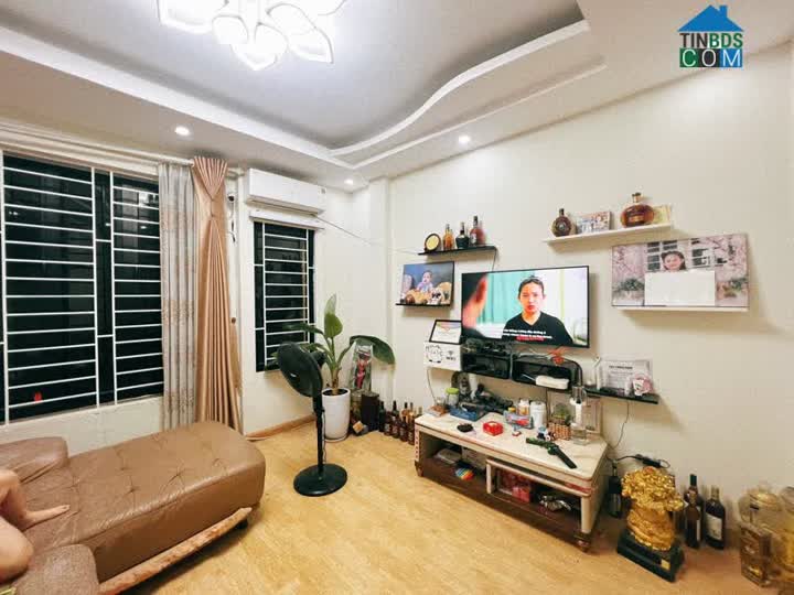 Ảnh Bán nhà Mạc Thái Tổ 45m2 cách phố 30m kinh doanh ô tô nhỏ qua nhà 0