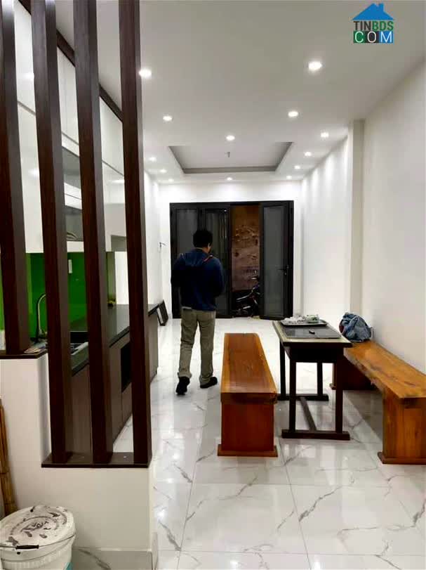 Ảnh Nhà đẹp ở luôn 35m2 Đông Tác, Đống Đa mặt tiền 6m kinh doanh,ô tô chỉ 2,9 Tỷ. 0
