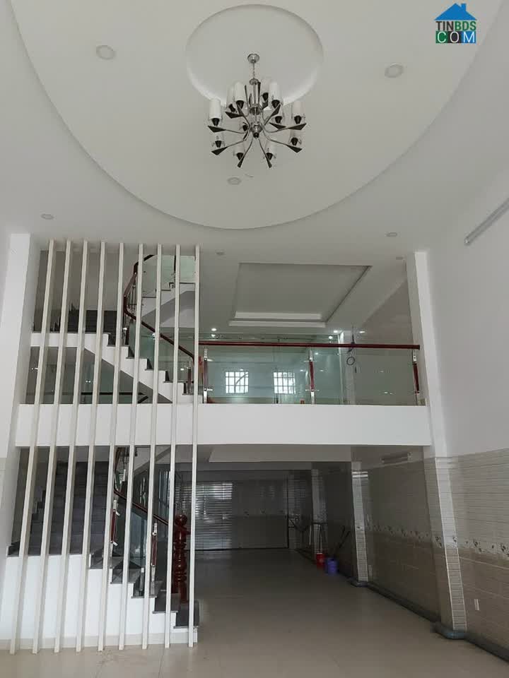 Ảnh Bán Nhà 4 Tầng trong chợ Đầu Mối Thủ Đức , P. Tam Bình, DT 120m², Giá 13.5 Tỷ 0