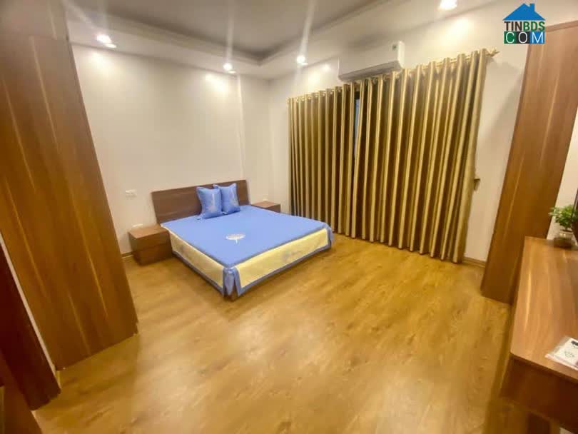 Ảnh 15m ra phố, ngõ ba gác phóng, bán nhà Tây Sơn 0