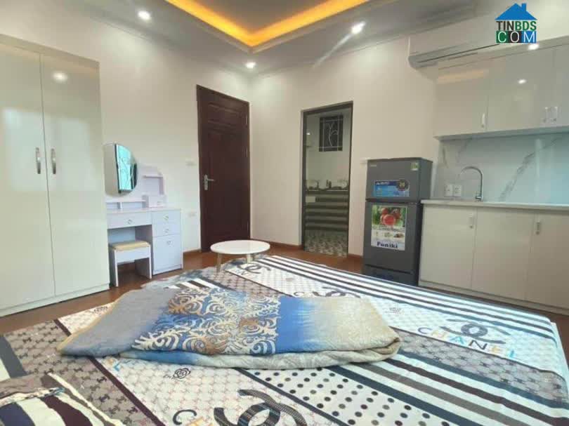 Ảnh Bán nhà cho thuê Cầu Giấy 51m2 7T sát phố giá rẻ 0