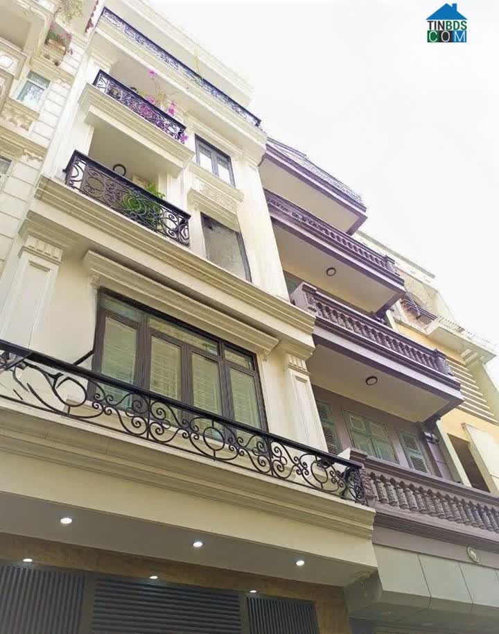 Ảnh Bán nhà đường Nguyên Hồng, mặt ngõ thông, ô tô, vỉa hè. 55m2, 5 tầng, MT 4,5m, hơn 12 tỷ. 0