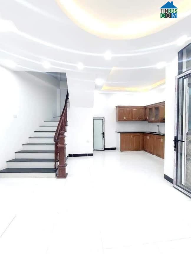 Ảnh Bán nhà Tam Trinh 38 m2 chỉ nhỉnh 4 tỷ, vừa ở vừa cho thuê. LH: 0947865456 0