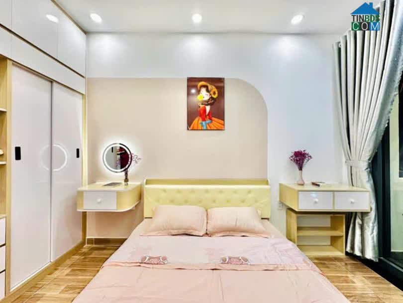 Ảnh Nhà mới đầy đủ nội thất dọn vào ở ngay, hẻm ô tô, giáp Bình Thạnh 0