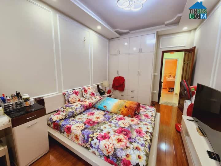 Ảnh Bán Nhà Phố Phạm Ngọc Thạch 48m2, Trung Tâm Đống Đa, Ngõ Ba Gác Đỗ Cửa, Sổ Nở Hậu, Giá 3.8 Tỷ 0