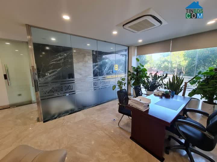 Ảnh Bán Nhà Nguyễn Chí Thanh 40m2, Phân Lô, Ô Tô Chạy Qua Nhà, Kinh Doanh Sầm Uất, Giá 8.8 Tỷ 0