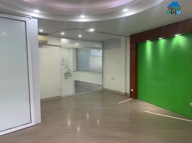 Ảnh Bán nhà mặt phố Vũ Thạnh 65m², 5 tầng, MT 4/7m, Chào giá 15.8 tỷ Đống Đa. QT Chi tiết liên hệ :... 0