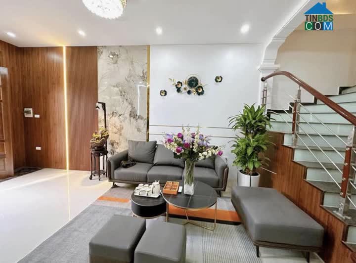 Ảnh bán nhà hoàng quốc việt, 40m 5 tầng, 4 phòng ngủ, full nội thất, giá nhỉnh 5 tỷ 0