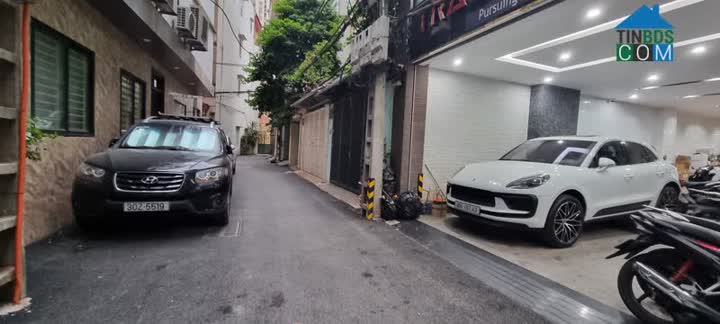 Ảnh PHÂN LÔ Ô TÔ - TRUNG KÍNH - CẦU GIẤY - 105M2 X 6 TẦNG - GARA 2 Ô TÔ - PHÙ HỢP CHO THUÊ VĂN... 0