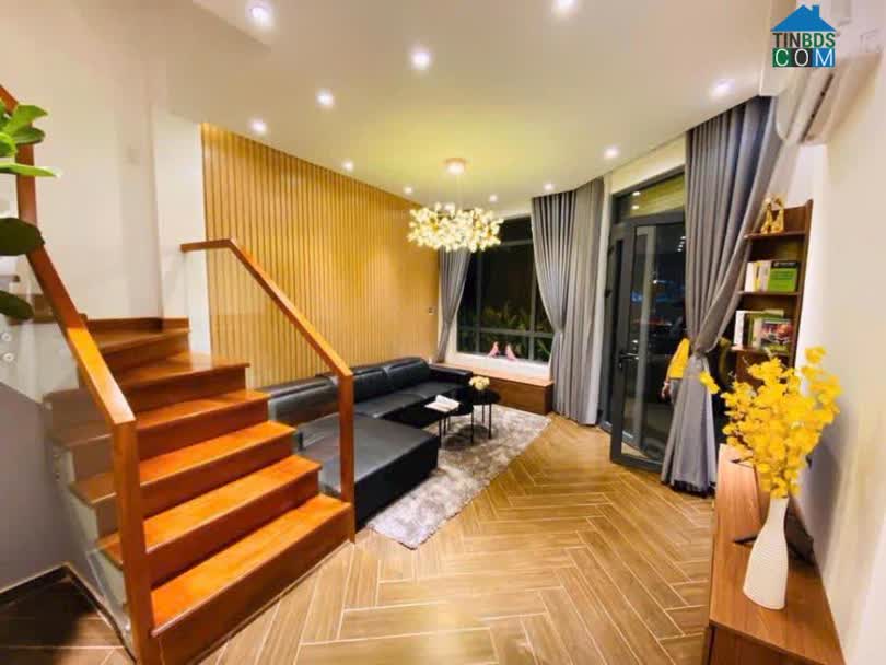 Ảnh Cần bán căn góc Dương Quảng Hàm, Gò Vấp 4 tầng 4PN xe 7 chổ ngủ trong nhà thuận tiện kinh doanh... 0