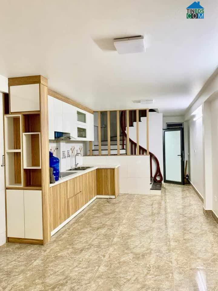 Ảnh Bán nhà Đê La Thành 55m 5T, MT4.5m. Ô tô đỗ cửa, Sổ vuông. Khu vực dân trí cao. 10.9 tỷ 0