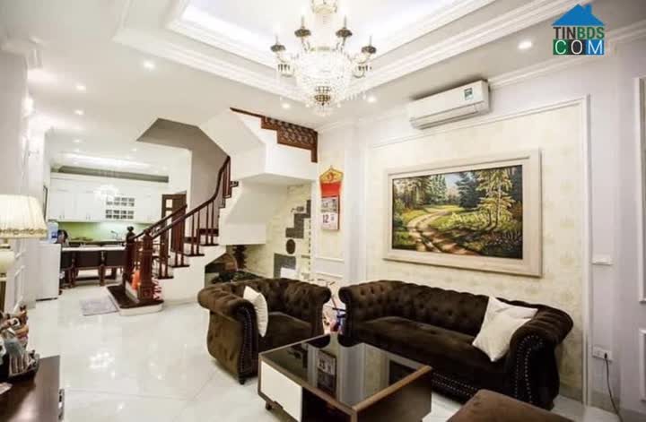 Ảnh Bán nhà Quan Hoa, 4 tầng, 4 phòng ngủ, full nội thất, cách phố 30m, gần chỗ để oto, giá 5.1 tỷ 0