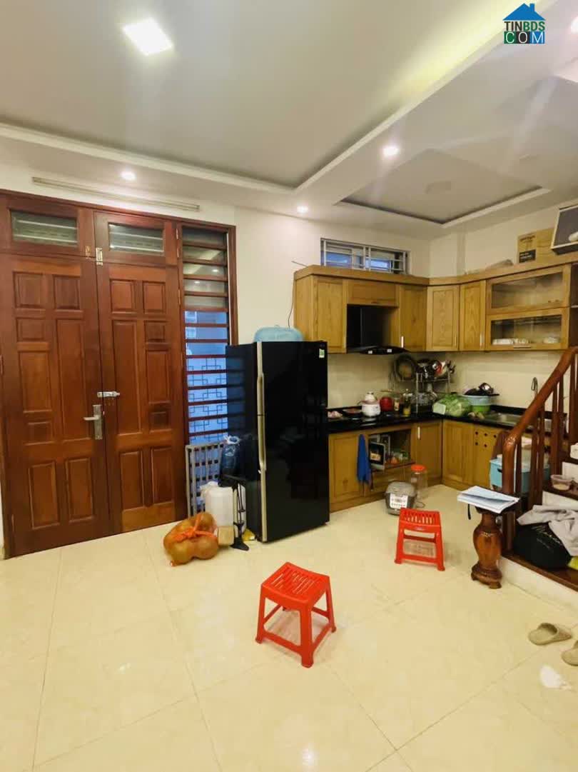 Ảnh Bán Gấp Nhà 5 Tầng Phố Trần Thái Tông,Cầu Giấy, Gần Phố, 3 Thoáng,Chỉ 5,45 tỷ 0