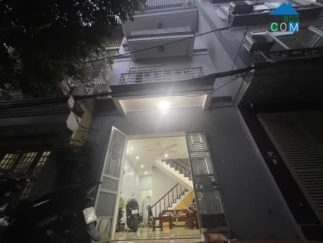 Ảnh Hiếm- Lạc Long Quân- 50m x 5T- 15m oto-thang máy- nhỉnh 7 tỷ 0