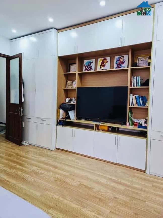 Ảnh Dân xây 5 năm, mặt ngõ 3m, 2 thoáng ở ngay bán nhà Tôn Đức Thắng 0