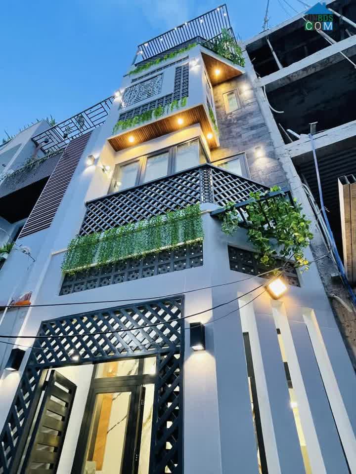 Ảnh Bán nhà mới full nội thất đường Số 18, phường 8 Gò Vấp 0