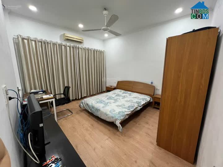 Ảnh Cần tiền, bán gấp nhà riêng gần 84 Hoàng Ngân, ô tô đỗ cách 30m 0