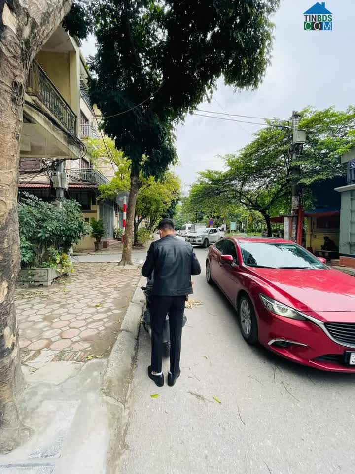 Ảnh Bán Tòa Văn Phòng Đống Đa - Phố Hoàng Cầu - View Vườn Hoa. 75M X 7t. Giá 30 Tỷ. 0