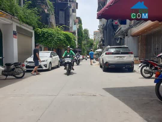 Ảnh Siêu Phẩm, Phân Lô Thái Thịnh, ô tô tránh, KD sầm uất, 104m x 9T, Mt 5.5m. Giá hơn 23 tỷ. 0