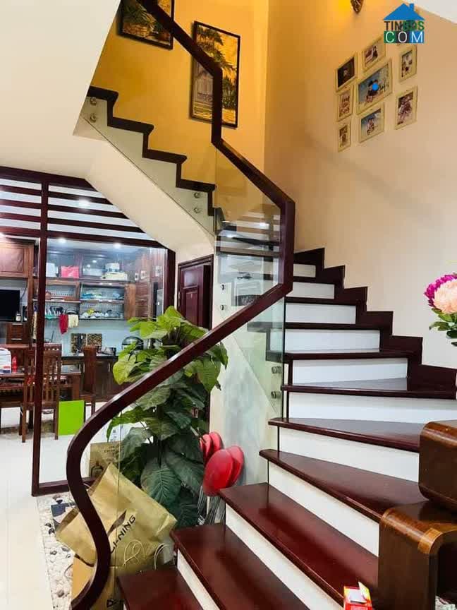 Ảnh Bán nhà Phạm Ngọc Thạch , Vị trí đắc địa, Công năng đỉnh, 42m2 Mặt tiền 4m 5 tầng , 3 Ngủ 5.5 tỷ 0