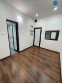 Bán căn hộ Tập thể Cơ khí Hà Nội, đối diện Royal City, 70m2, nhà đẹp ở luôn, gần ngay mặt phố