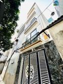 Bán nhà 5 tầng, 35m², Lĩnh Nam, Hoàng Mai, 6.85 tỷ, sổ đỏ, ô tô đỗ cửa qua nhà, gần trường đại học