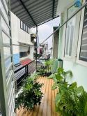 Nhà đep ở ngay, DT 48m2 ( 4.5 x 10 ) x 2 tầng, Hiệp Bình Chánh, Thủ Đức, giá chỉ 3.4 tỷ.