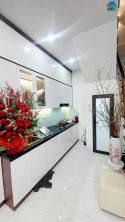 Siêu Rẻ Phố Nguyễn Lương Bằng - 5 Tầng- DT 35M - 5.7 Tỷ
