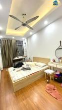 Bán gấp nhà phố Hào Nam, Đống Đa, nhà dân xây, ngõ rộng thông