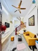 Bán Nhà Lĩnh Nam 32M 4 Tầng Ngõ Nông Giá Nhỉnh 3 Tỷ Sổ Chung