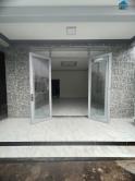 Nhà 2 tầng đường Lê Văn Việt - Hiệp Phú - 80m2 - chỉ 5 tỷ xx, gần các trường Đại học