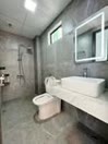 Bán Nhà Bồ Đề 40m2* 5 Tầng* 6.8 Tỷ, Thang Máy, Full Nội Thất