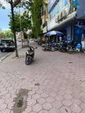 Bán tòa nhà mặt phố Nguyễn Khánh Toàn 275m2/305m2, 6 tầng, mt 16.6 đang cho thuê 500 triệu/tháng