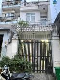 Bán nhà115m2 hẻm Bùi Văn Ba xe hơi đổ cửa 100m đến chợ chỉ nhỉnh 8 tỷ