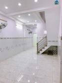 Sát Mặt Tiền Q4
diện Tích Đất 61,5 M2
đúc Bê Tông Dưới 49 Triệu M2
