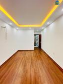 Phố Giang Văn Minh - Nhà 36M2 X 6 Tầng - Thang Máy - Giá 10.5 Tỷ