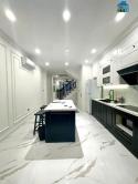 Bán nhà Đẹp Sân vườn - Tô Ngọc Vân - 76m2 x 3 Tầng - Ngõ thông sát phố - 4 ngủ ở luôn