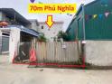 e cần bán lô đất mặt tiền đẹp 
70m đất mặt tiền + hậu 5,2m
liên hệ em : 0967594106 - 0987282011