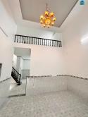 Nhà rộng rãi 6x12m, ngay Ngã Tư Ga giáp Gò Vấp, giá rẻ tiện sửa chữa