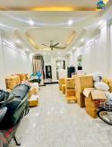 HIẾM Nhà Hoàng Cầu 50m Phân lô Ô tô Thông sàn kinh doanh Giá tốt